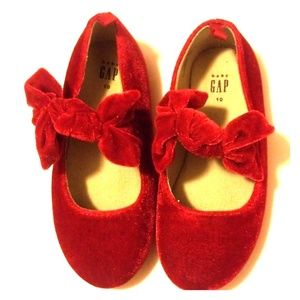 GAP Shoes - RED VELVET TODDLER BALLET FLATS GAP Shoes - RED VELVET TODDLER BALLET FLATS